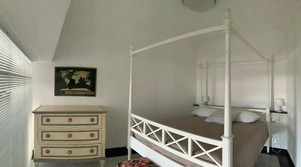 Vista Mare Antico Apartment Genoa